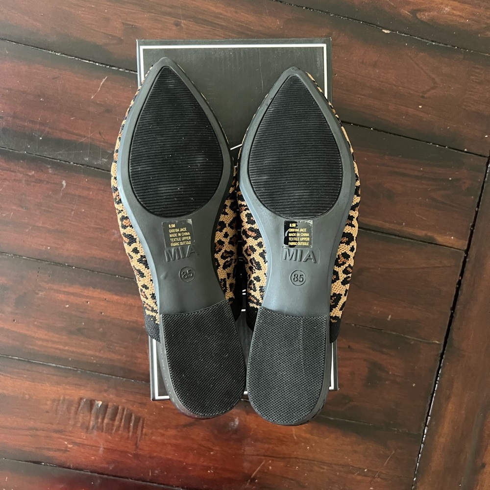 New in box. MIA Knit Leopard Mule. Size 8.5 - Picture 6 of 11